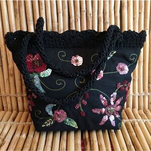 NWOT CROCHET WORKS Black Purse Crocheted Top & Strap Sequin Flowers & Berries
